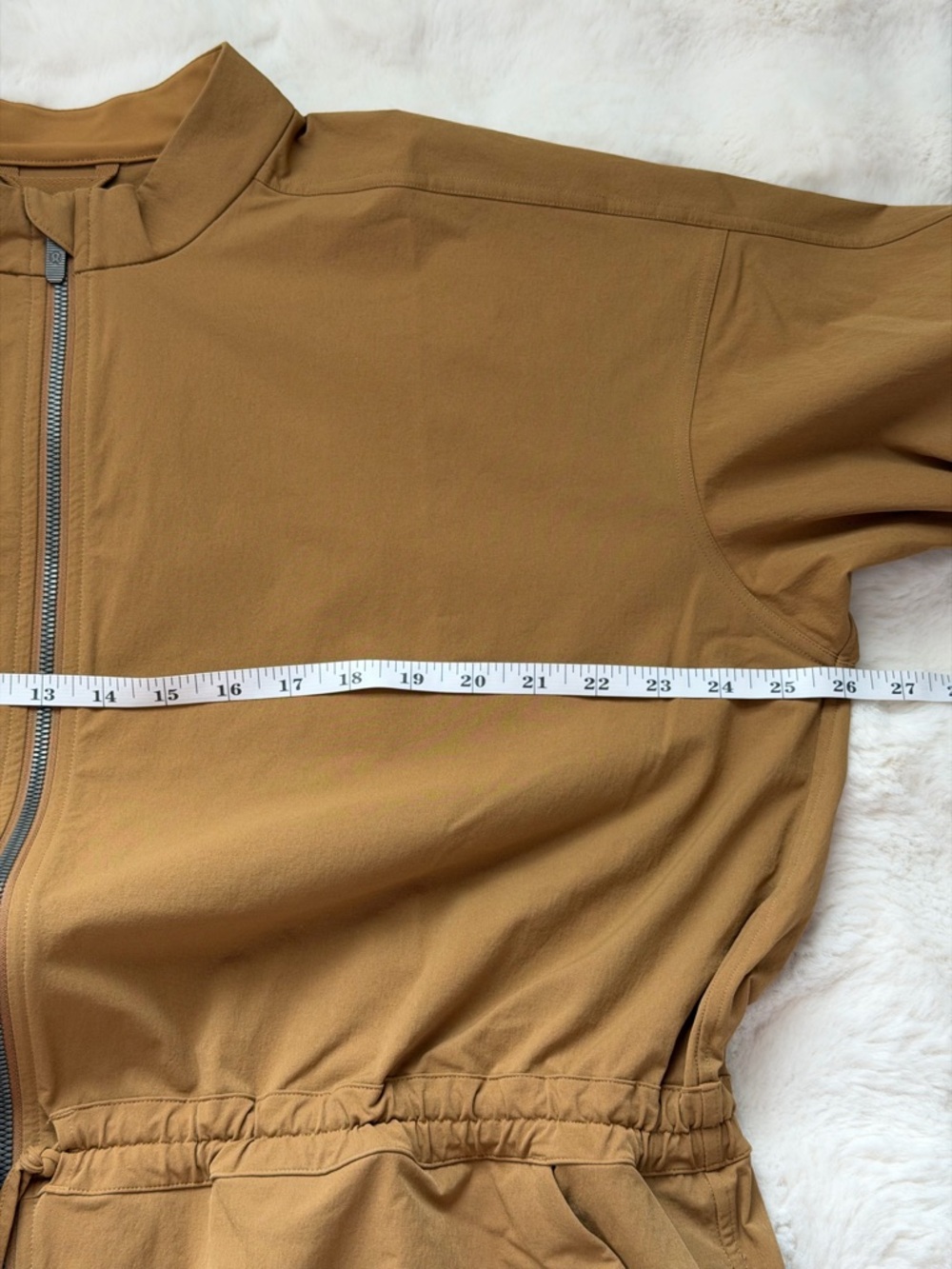 Lululemon Athletica Cinch-Waist Stretch Bold Beige Full Zip Outdoor Shirt Jacket - Picture 14 of 15
